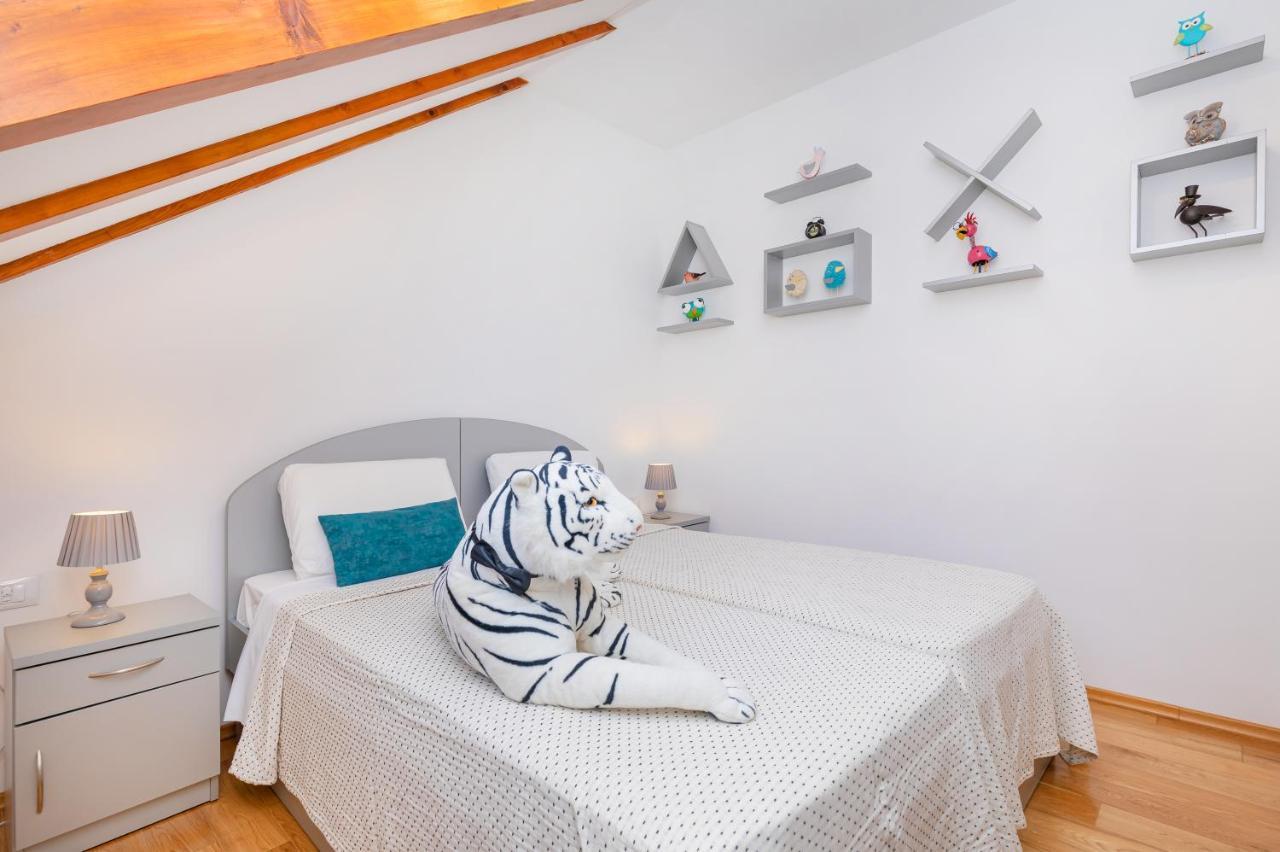 Domino Holiday Home ドゥブロブニク エクステリア 写真